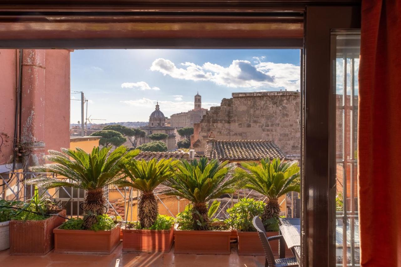 Iflat Incredible View Of The Roman Forum Buitenkant foto